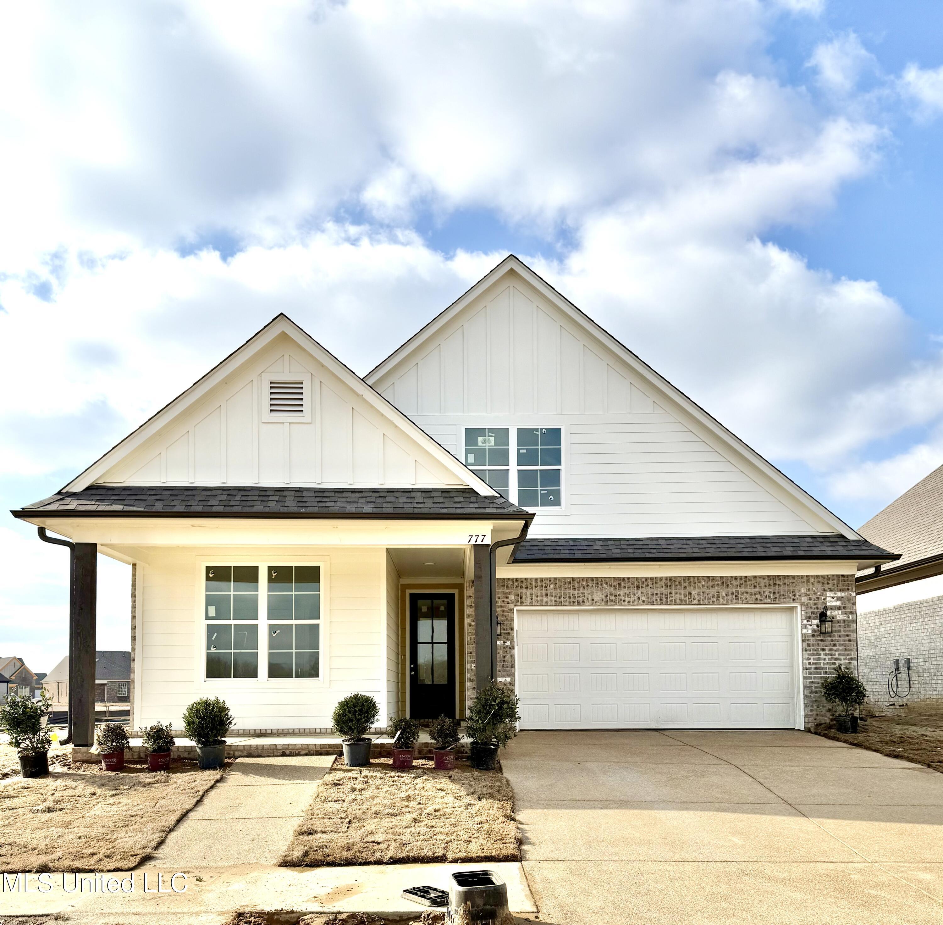 773 Quitman Court West Nesbit, MS 38651 - Photo 2 of 32 Avalon