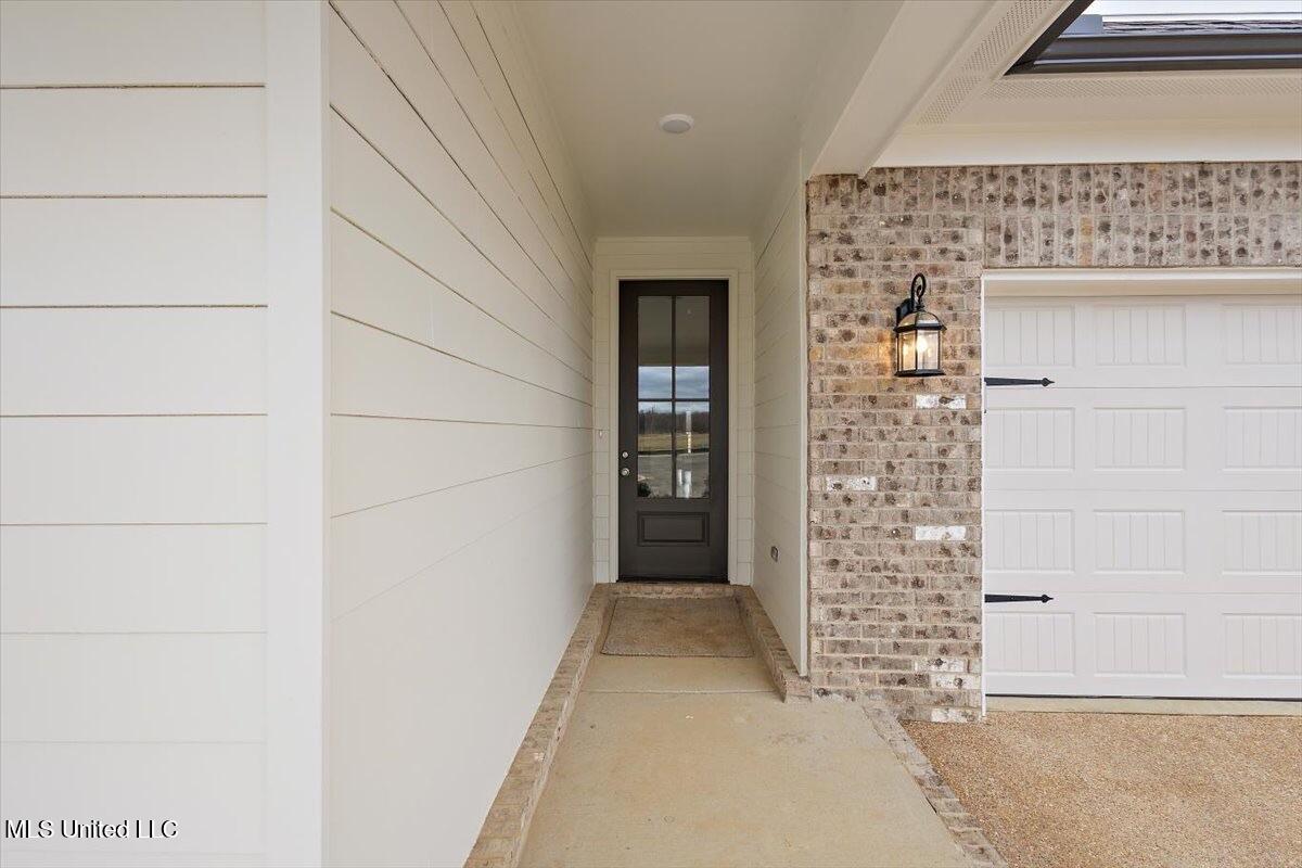 773 Quitman Court West Nesbit, MS 38651 - Photo 7 of 32 Avalon