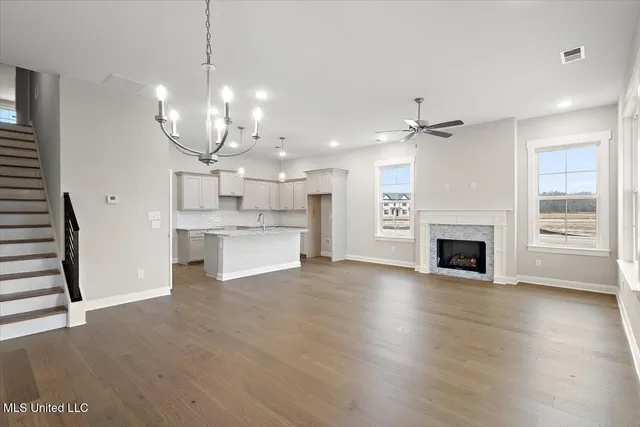 $348,900 | 773 Quitman Court West, Nesbit, MS 38651