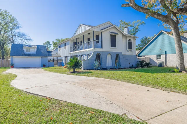 $370,000 | 8119 Birchglen Lane, Houston, TX 77070