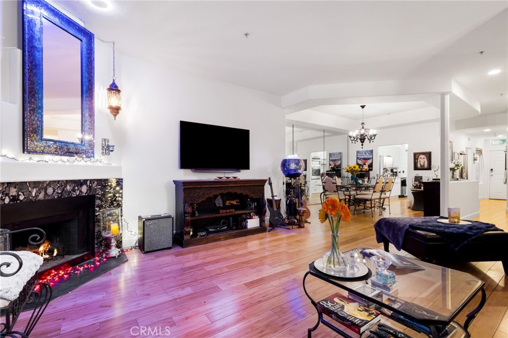 10626 Valley Spring Lane, Unit 103 Toluca Lake, CA 91602 - Photo 18 of 44