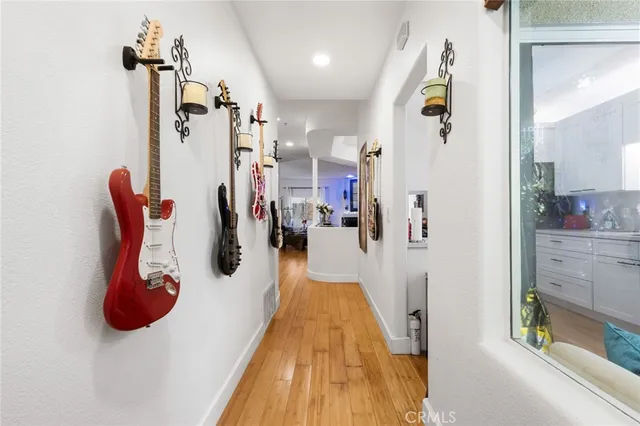 $900,000 | 10626 Valley Spring Lane, Unit 103, Toluca Lake, CA 91602