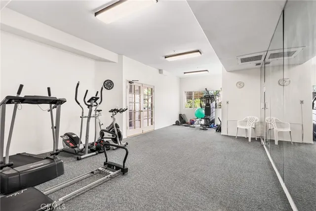 $900,000 | 10626 Valley Spring Lane, Unit 103, Toluca Lake, CA 91602