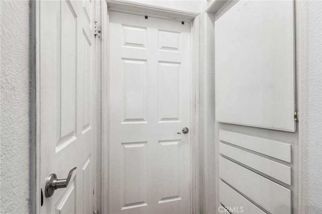 10626 Valley Spring Lane, Unit 103 Toluca Lake, CA 91602 - Photo 8 of 67 a view of a closet