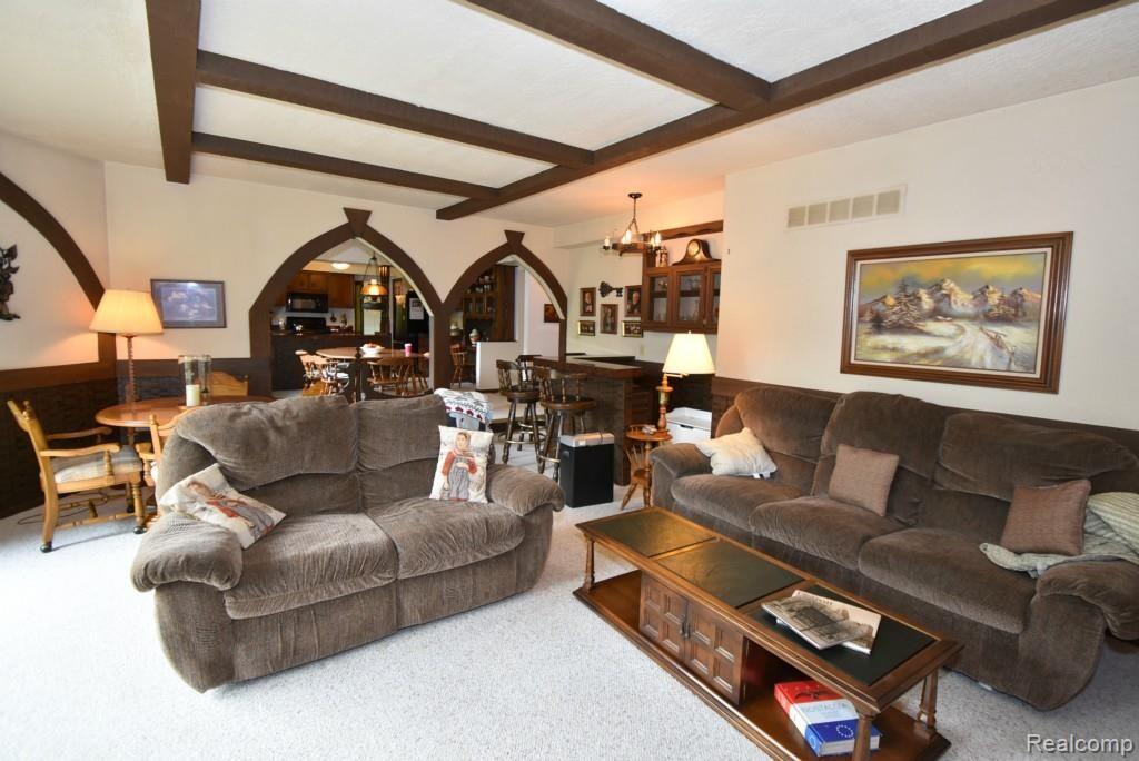 2284 West Avon Road Rochester Hills, MI 48309 - Photo 32 of 53