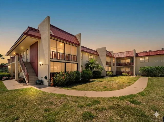 $114,900 | 72 Boundary Boulevard, Unit 226, Rotonda West, FL 33947