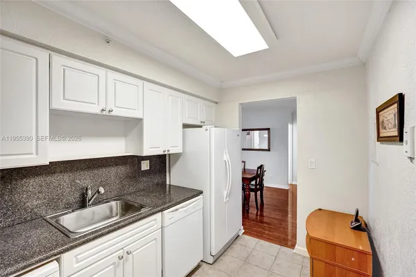$2,550 | 2501 South Ocean Drive, Unit 1628, Hollywood, FL 33019