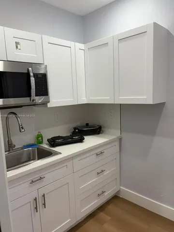 $1,200 | 25453 Southwest 122nd Place, Homestead, FL 33032