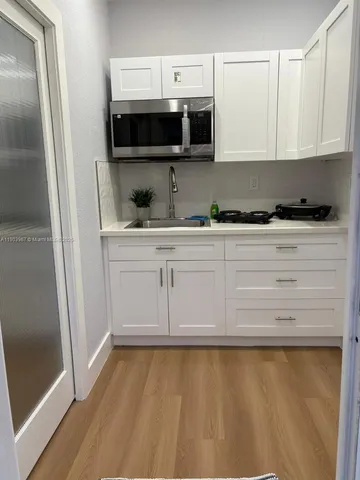 $1,200 | 25453 Southwest 122nd Place, Homestead, FL 33032