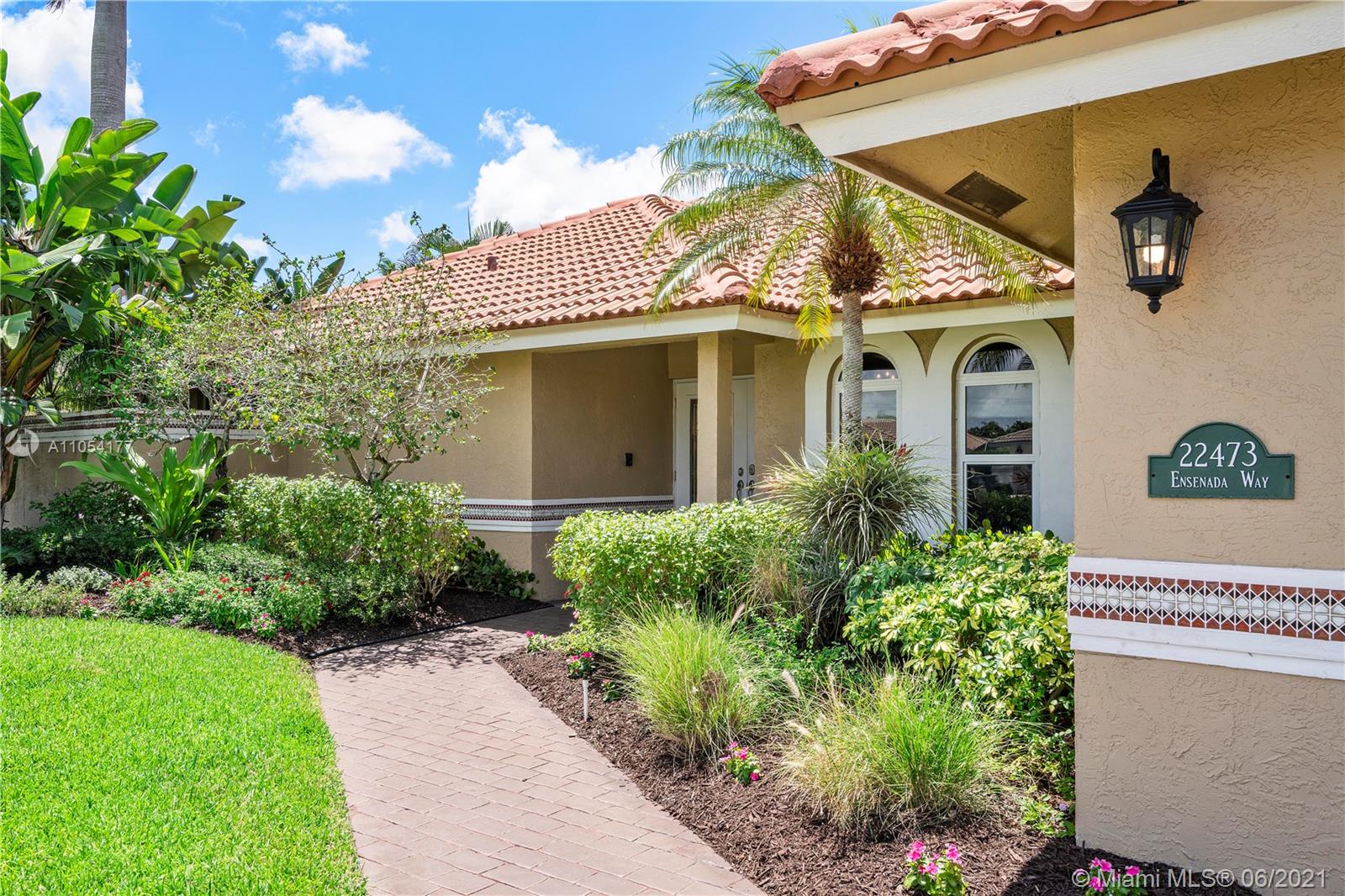22473 Ensenada Way Boca Raton, FL 33433 - Photo 5 of 45 Gallery Image 5