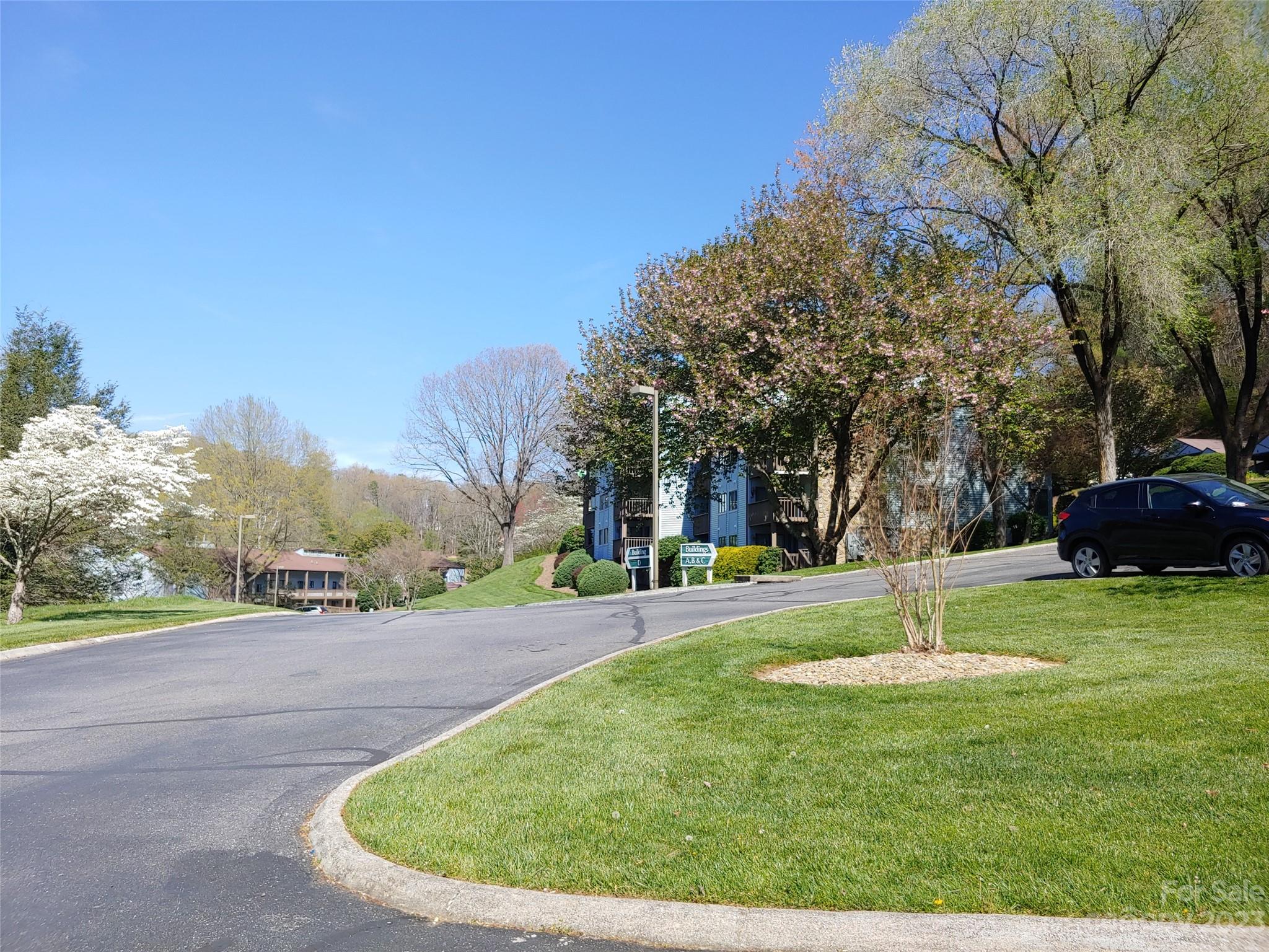 87 Willow Road, Unit D14 Waynesville, NC 28786 - Photo 8 of 47