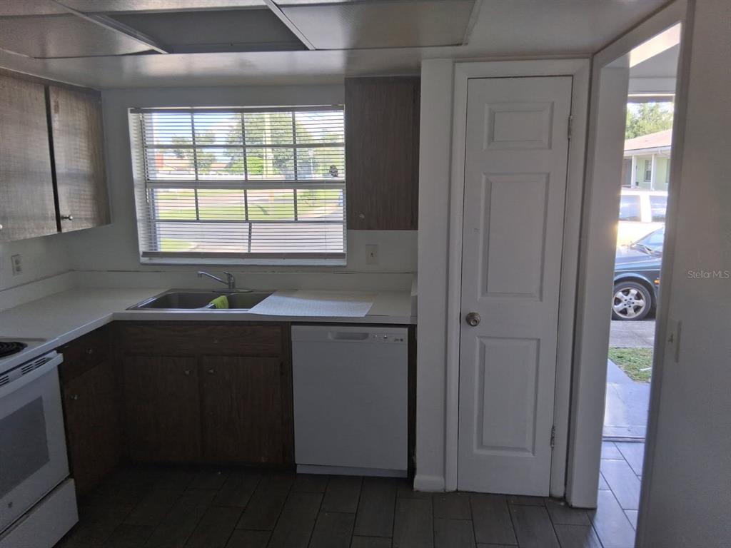 7380 Balboa Drive, Unit 7380 Orlando, FL 32818 - Photo 10 of 13