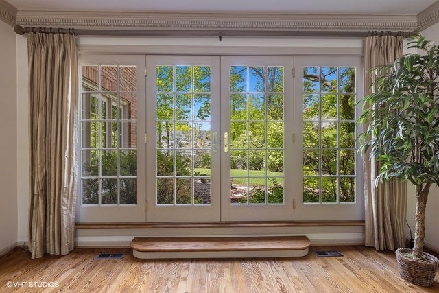 312 Chestnut Street Winnetka, IL 60093 - Photo 9 of 44