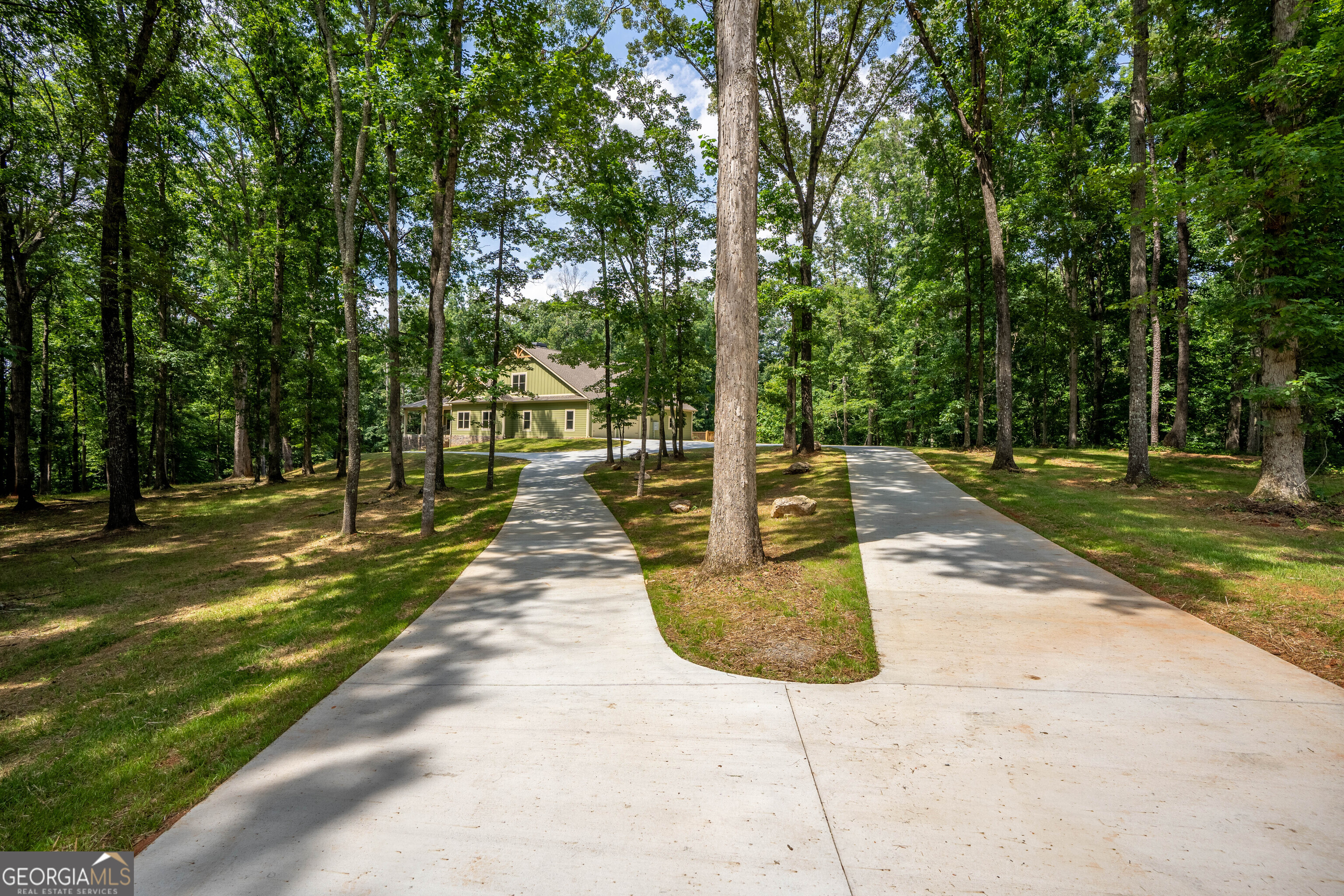 3860 Wiley Road Gainesville, GA 30506 - Photo 3 of 88