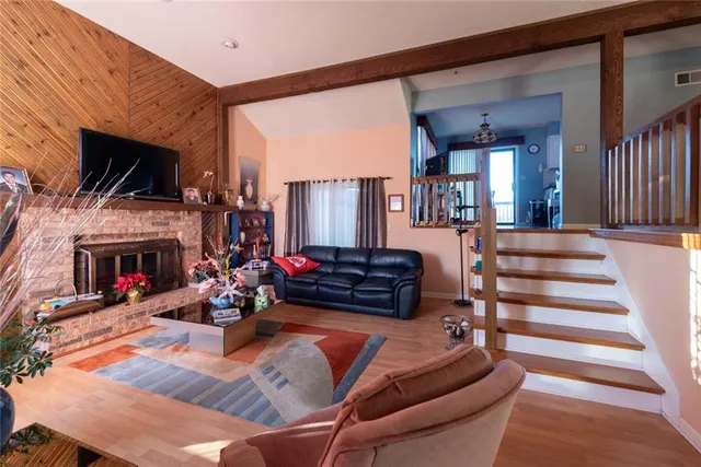 $334,900 | 3300 Northeast 71st Terrace, Kansas City, MO 64119