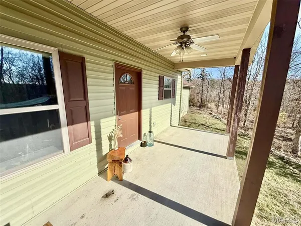 $300,000 | 15383 County Road 6220, Edgar Springs, MO 65462