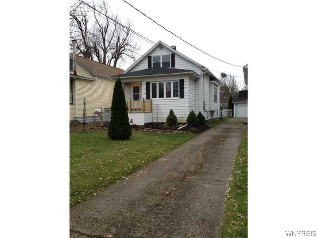 663 Longmeadow Road Amherst, NY 14226 - Photo 1 of 1 Exterior Front