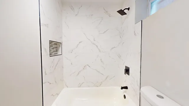 $250,000 | 1379 Roosevelt Place, Gary, IN 46404