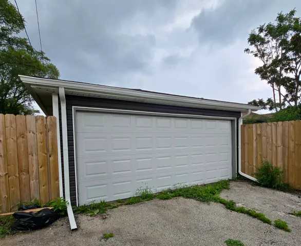 $250,000 | 1379 Roosevelt Place, Gary, IN 46404