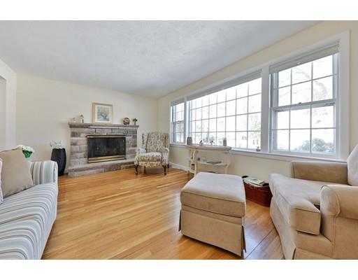 9 Fair Oak Road Dedham, MA 02026 - Photo 2 of 24 Gallery Image 2