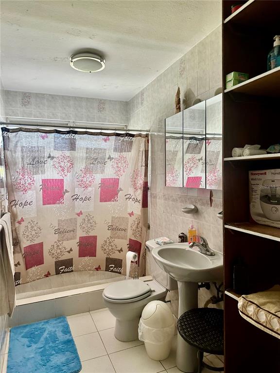 8 Calle 8 Final Rio Grande, PR 00745 - Photo 12 of 27