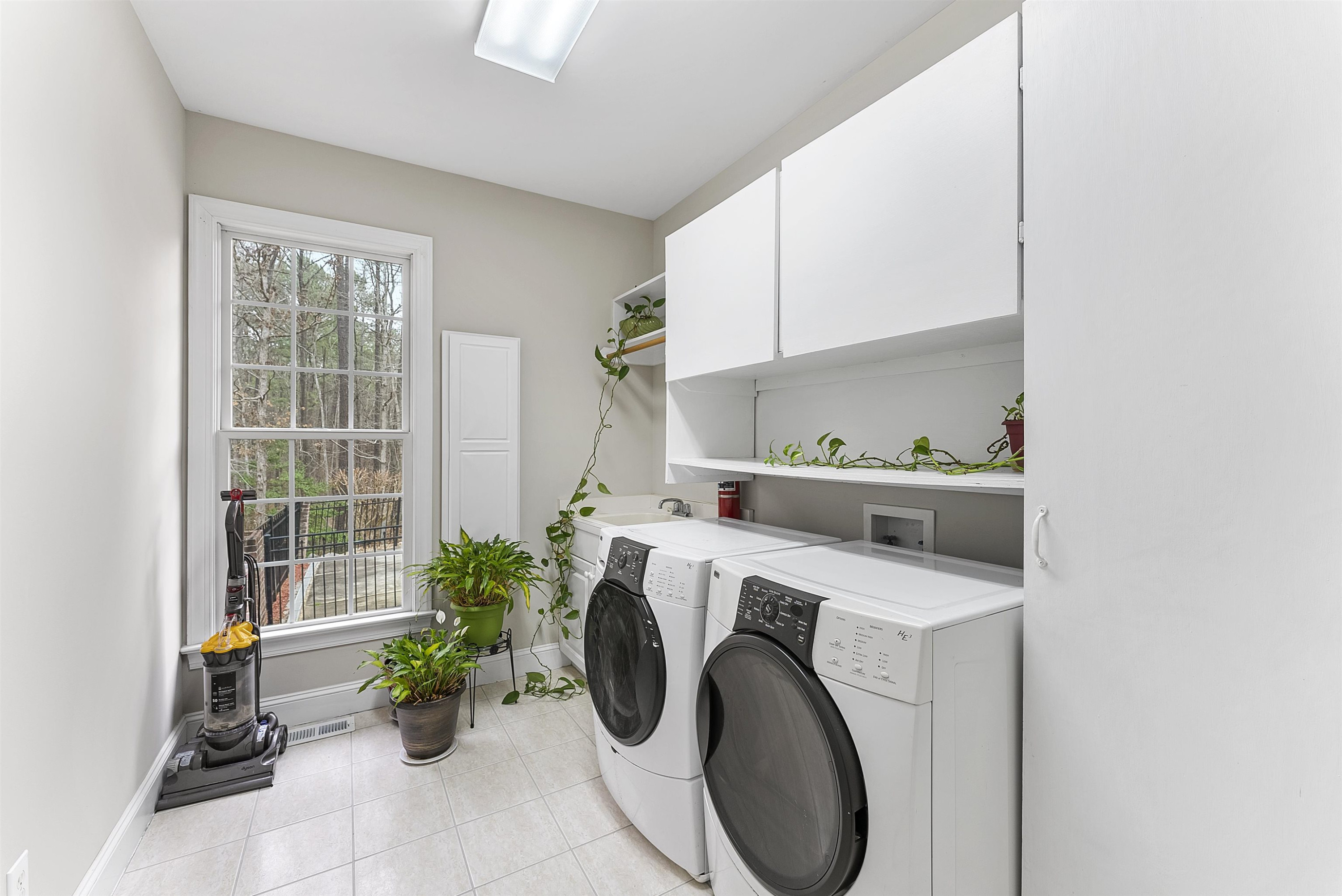 5805 Rocky Point Court Raleigh, NC 27613 - Photo 39 of 47 Photo 42