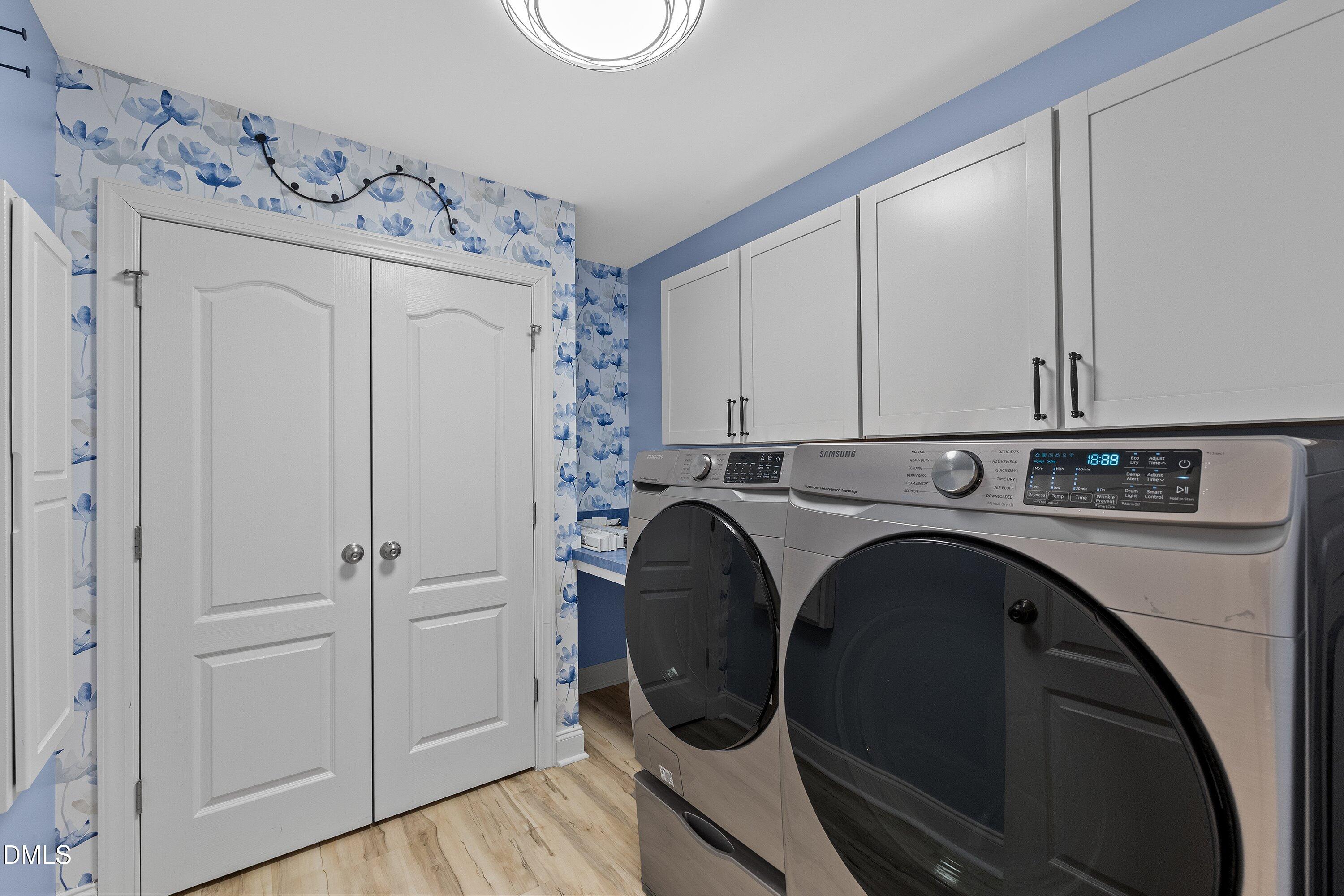 10518 Evergreen Spring Place Raleigh, NC 27614 - Photo 20 of 28 Laundry Room