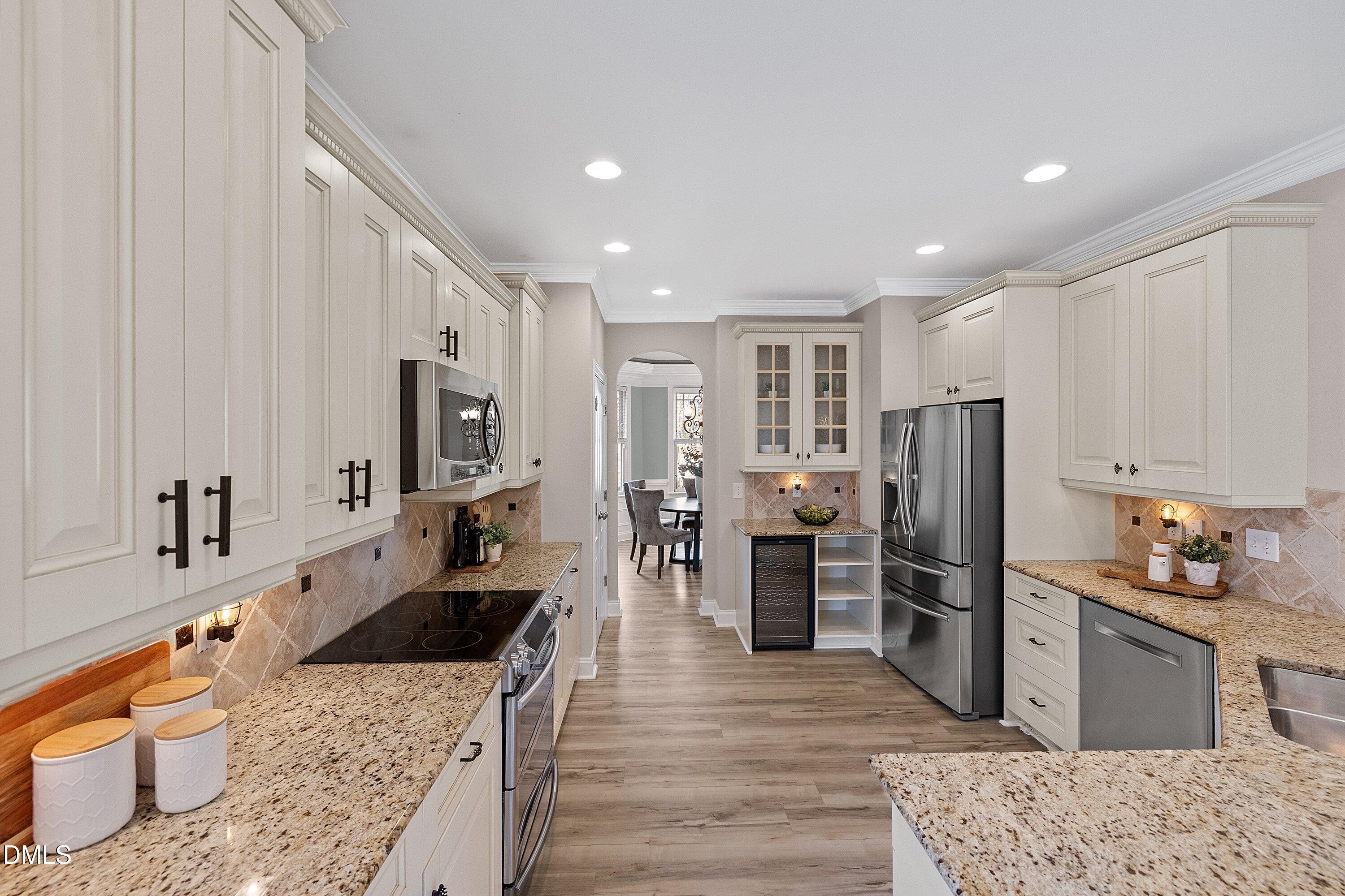10518 Evergreen Spring Place Raleigh, NC 27614 - Photo 8 of 28 Kitchen pic 3