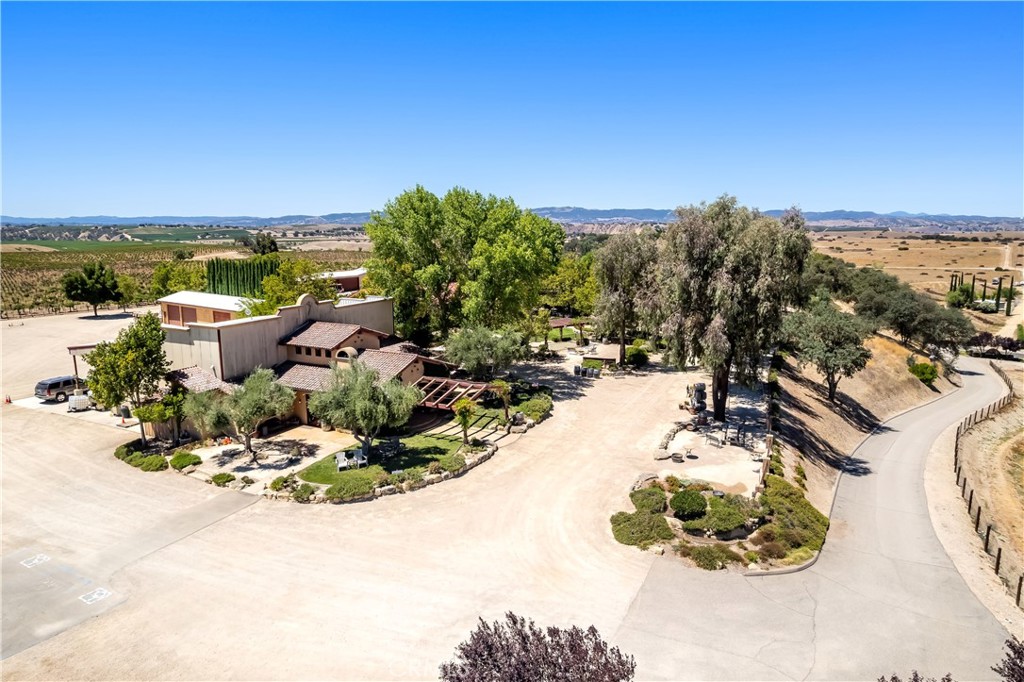 2995 Pleasant Road San Miguel, CA 93451 - Photo 58 of 70 Gallery Image 58