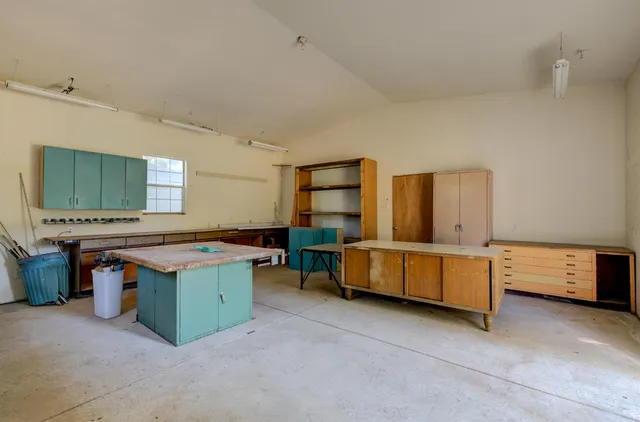 $850,000 | 4895 North Thorne Avenue, Fresno, CA 93704