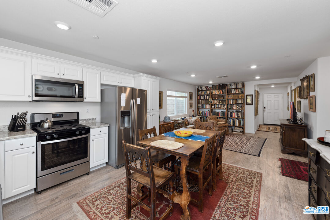 67477 Rio Plata Road Cathedral City, CA 92234 - Photo 8 of 24 Gallery Image 8