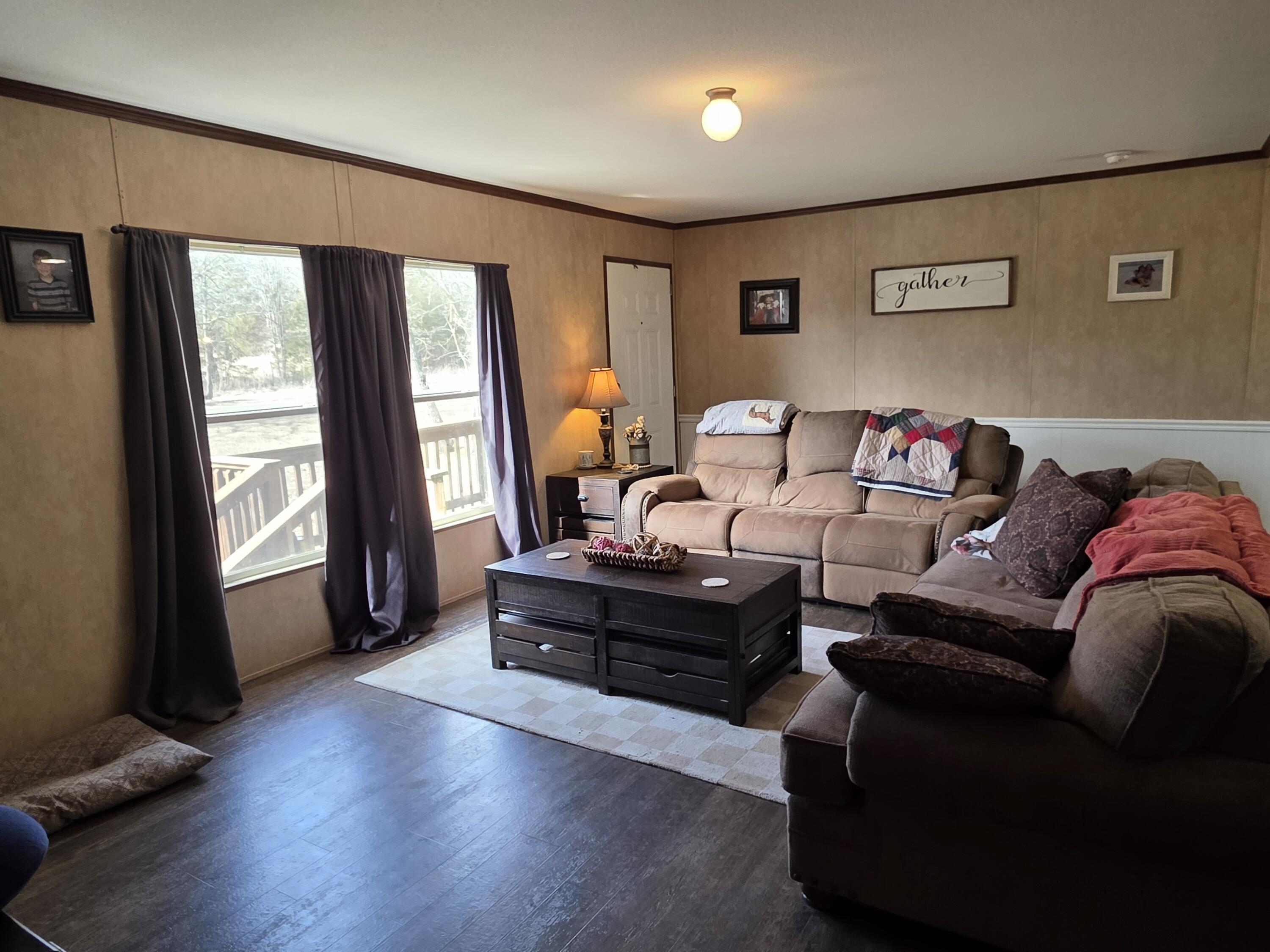 10550 Mill Road Bucyrus, MO 65444 - Photo 4 of 36 2848