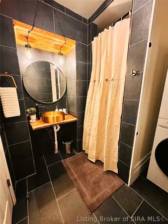 $1,375,000 | 513-515 West Street, Madison, IN 47250