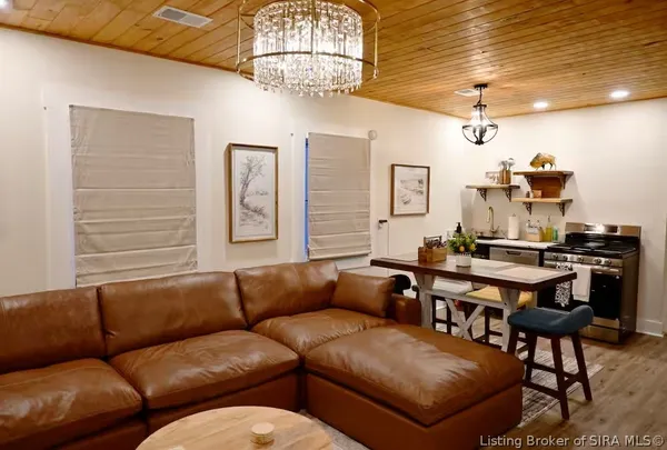 $1,375,000 | 513-515 West Street, Madison, IN 47250