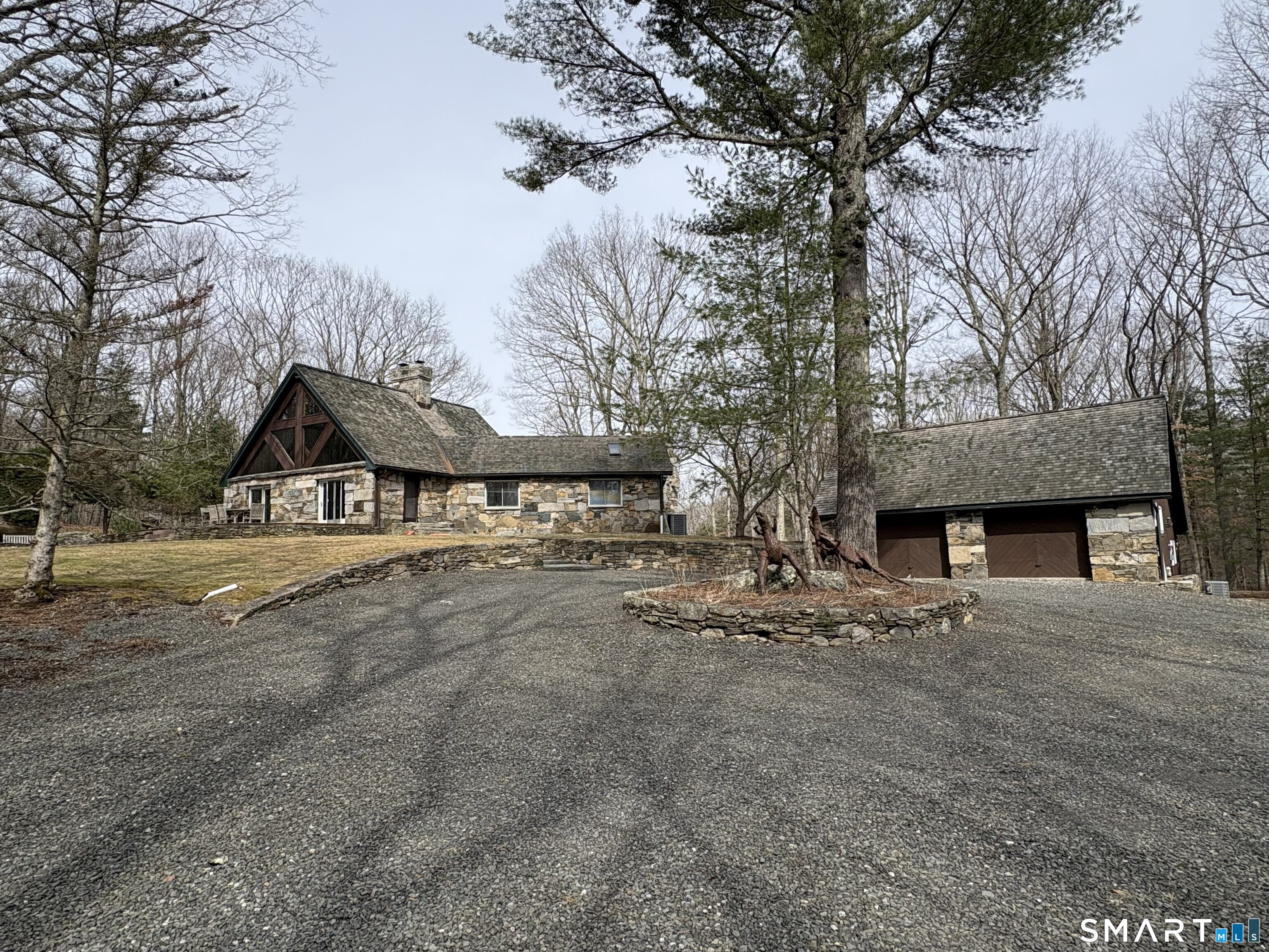 40 Looking Glass Hill Road Litchfield, CT 06750 - Photo 2 of 39