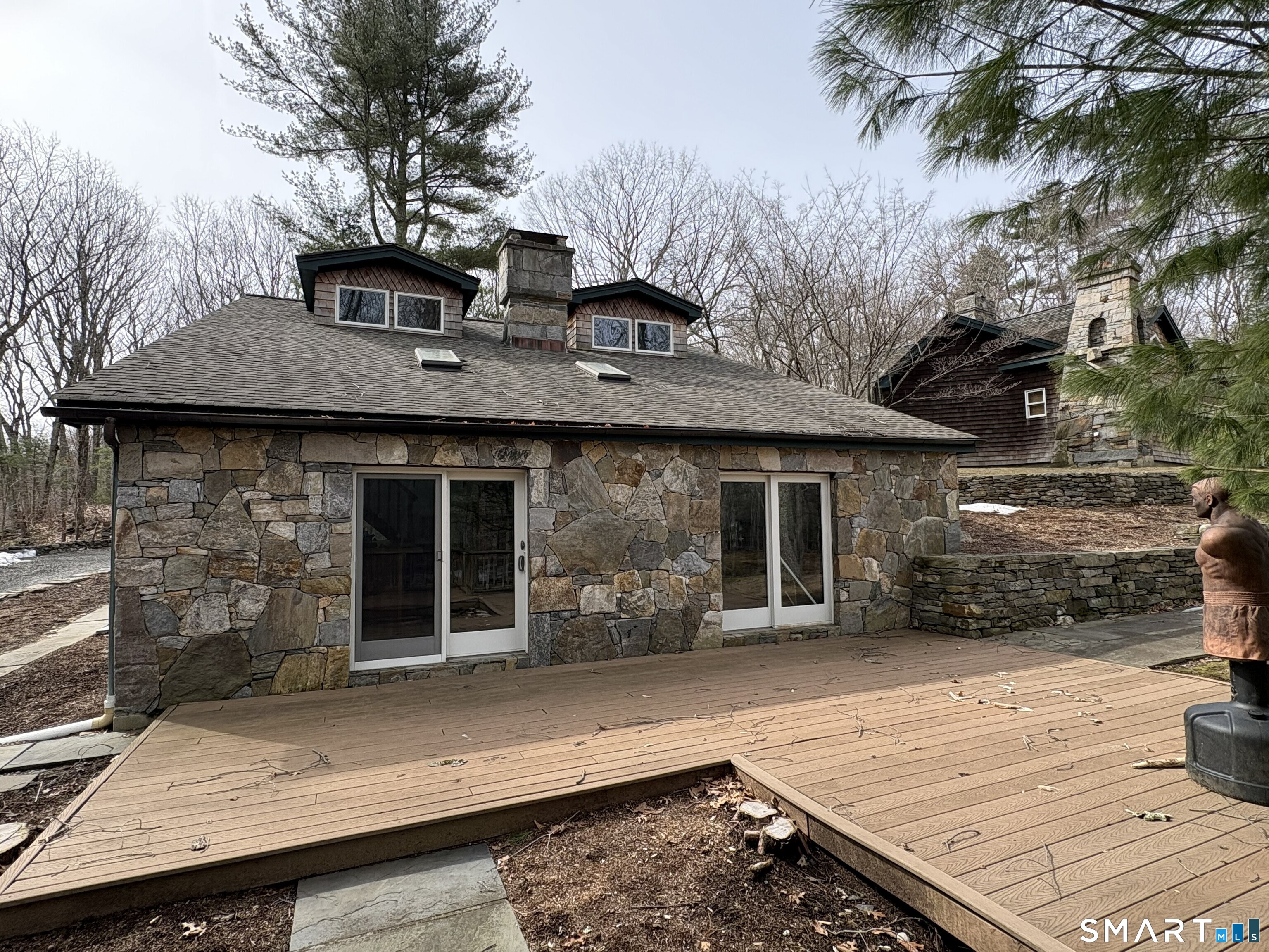 40 Looking Glass Hill Road Litchfield, CT 06750 - Photo 5 of 39 a view of a house with a patio