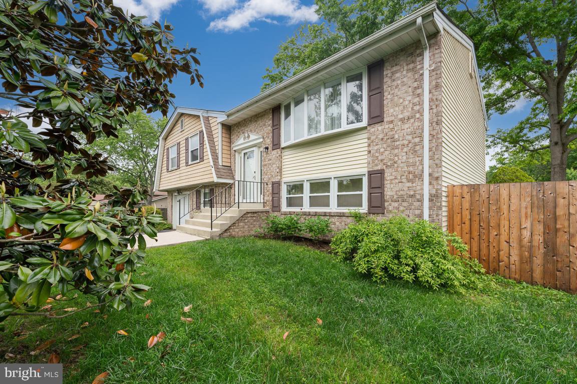 2114 Dennis Road Waldorf, MD 20601 - Photo 3 of 25