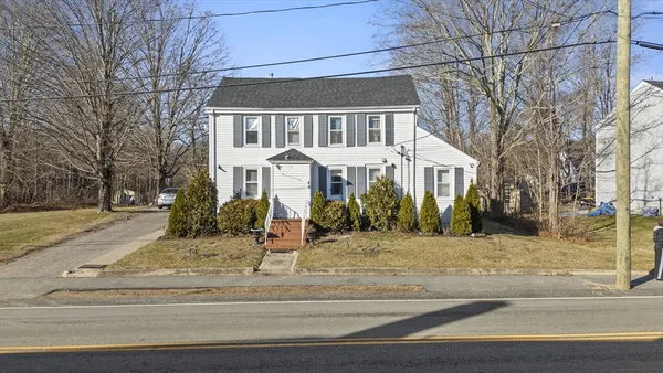 $819,000 | 48 Wall Street, Bridgewater, MA 02324