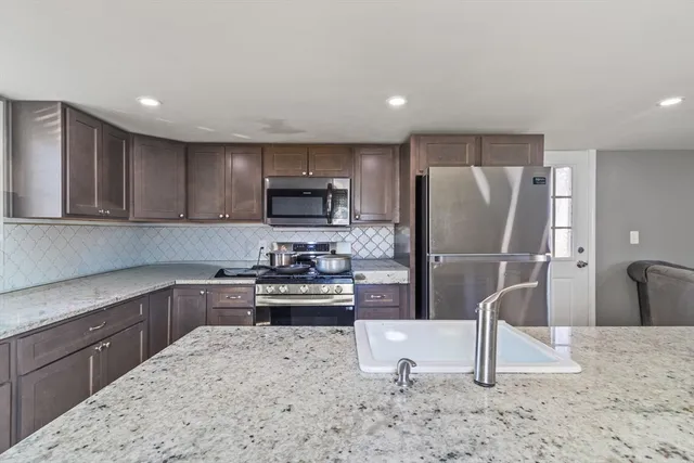 $699,000 | 48 Wall Street, Bridgewater, MA 02324