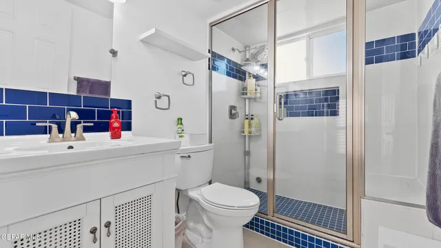 $799,999 | 871 Via Alegre Lane, El Paso, TX 79912