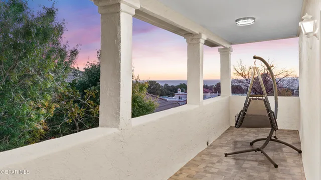 $799,999 | 871 Via Alegre Lane, El Paso, TX 79912