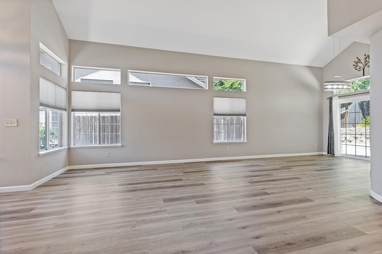 3117 Strand Road Rocklin, CA 95765 - Photo 9 of 54