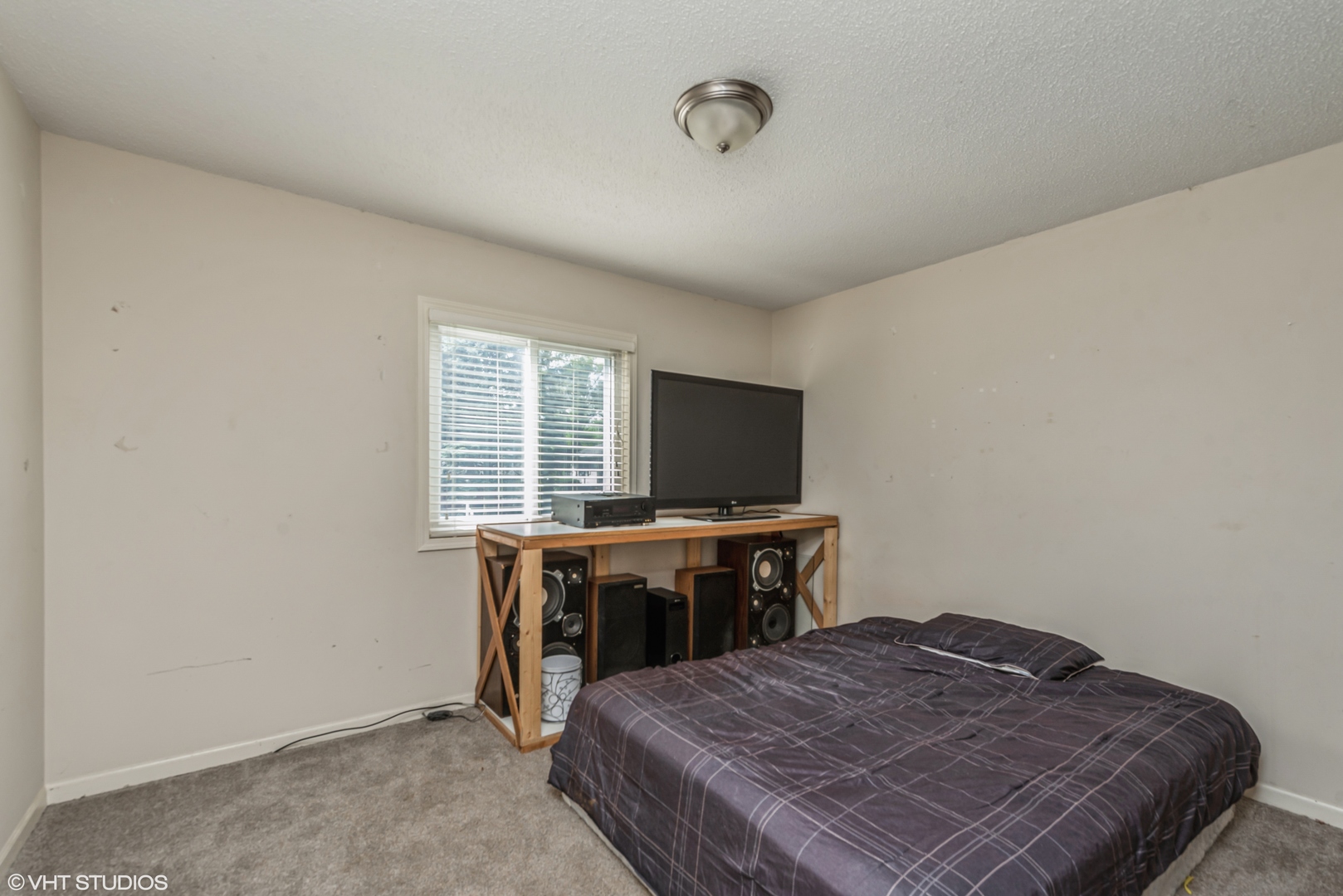 8408 Coral Road Wonder Lake, IL 60097 - Photo 11 of 15 a bedroom with a bed and a desk