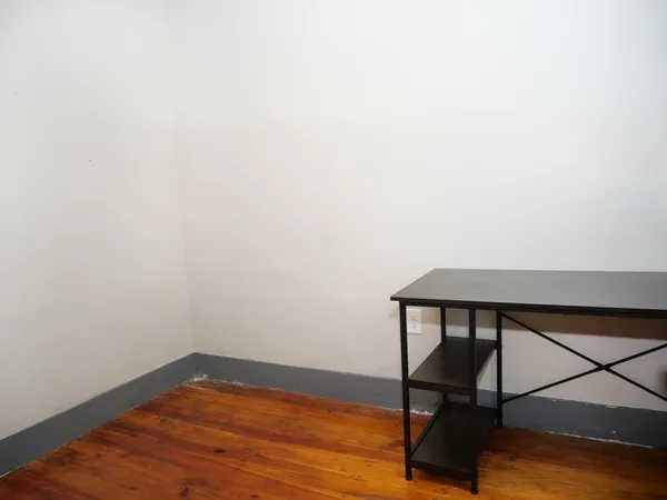 $3,000 | 140 Trenton Street, Unit 2, Boston, MA 02128