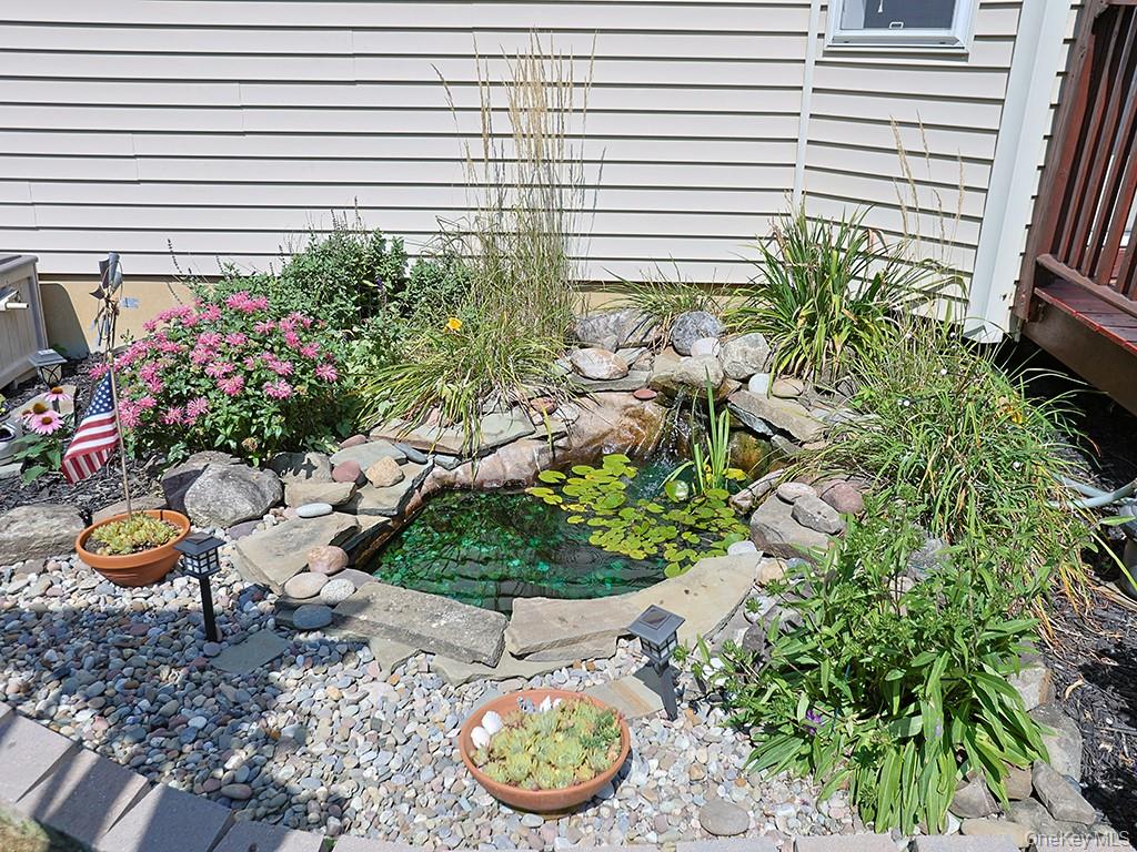 211 Colden Hill Road Newburgh, NY 12550 - Photo 12 of 49