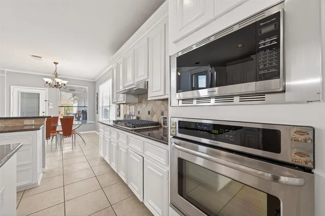 $469,900 | 5911 Canyon Brook Court, Sugar Land, TX 77479