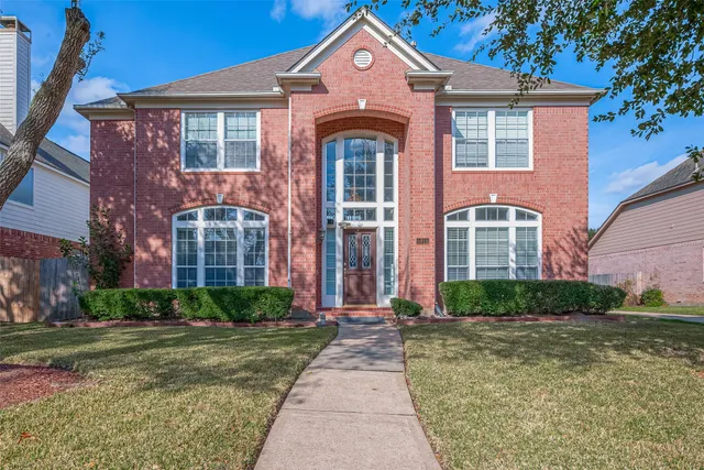 $469,900 | 5911 Canyon Brook Court, Sugar Land, TX 77479