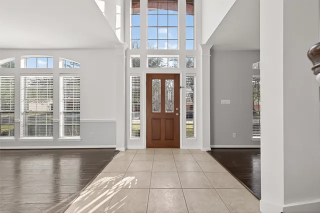 $469,900 | 5911 Canyon Brook Court, Sugar Land, TX 77479