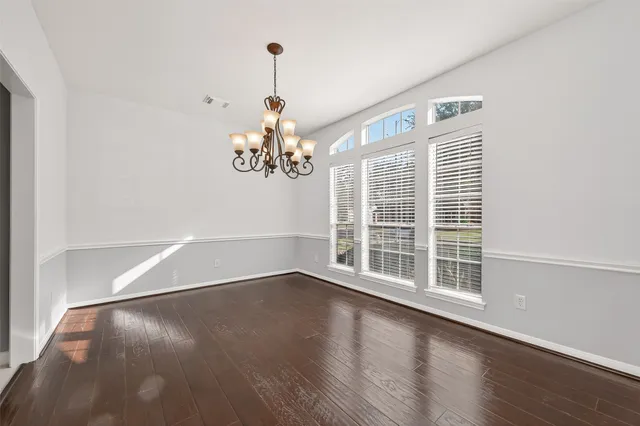 $469,900 | 5911 Canyon Brook Court, Sugar Land, TX 77479