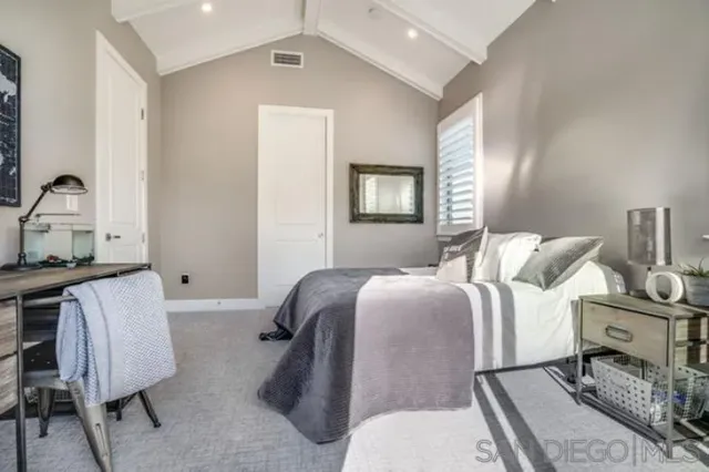 $30,000 | 710 E Avenue, Coronado, CA 92118